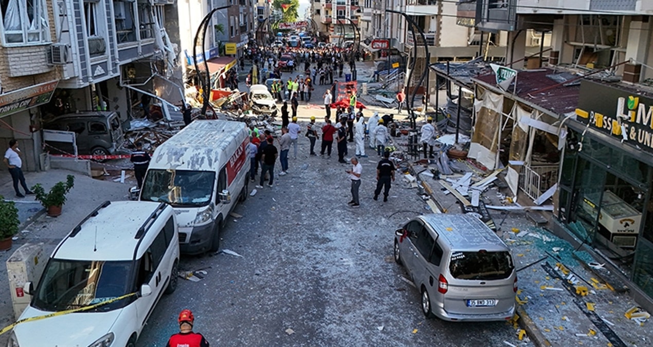 5 kisi oldu lokanta sahibine tahliye qFfwGcXF