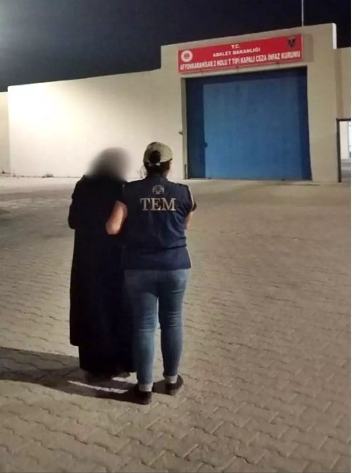 feto uyesi yakalandi riQJijyG