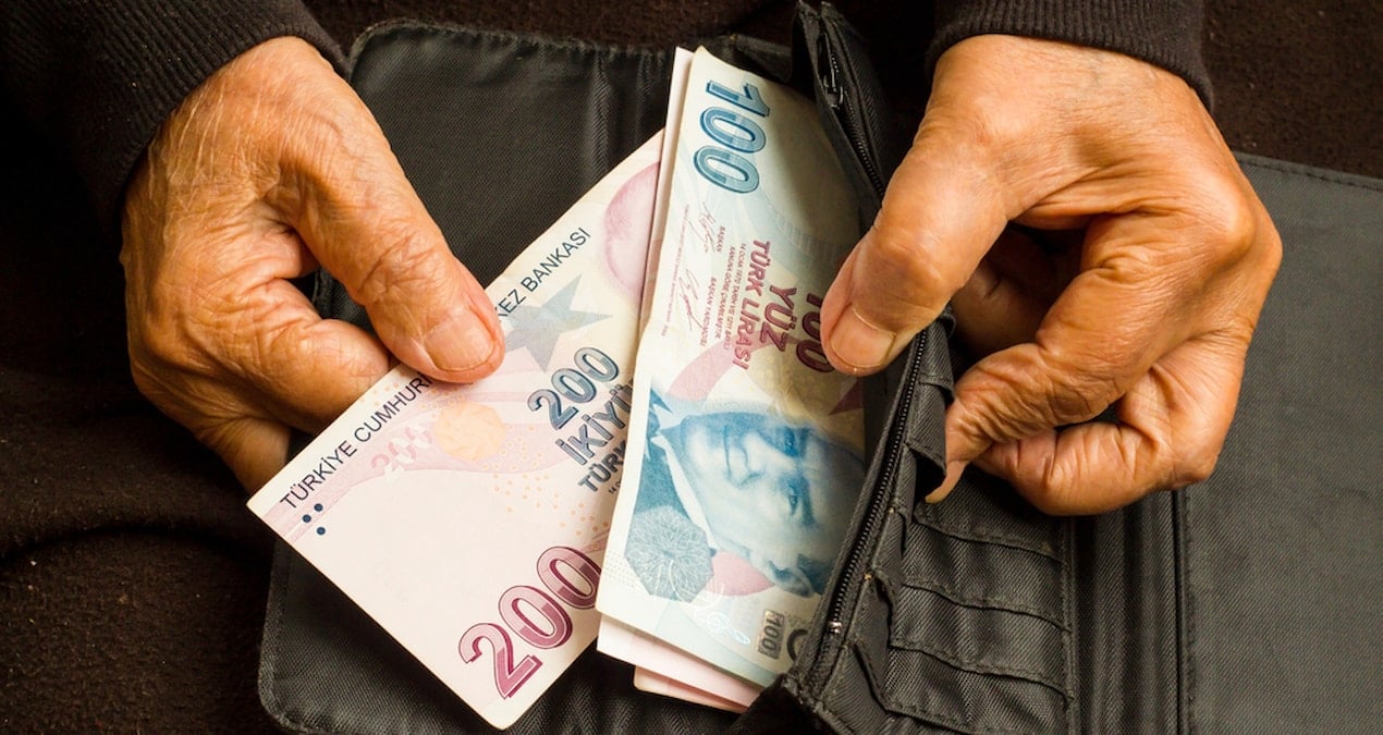 1 milyon tlsini bankaya yatiran ay sonunda sasiriyor kazanci asgari ucretten fazla yNfyC1FQ.jpg