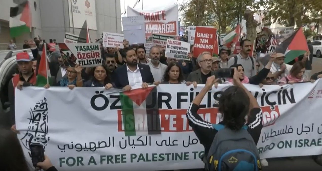 istanbulda binler gazze icin yurudu te6uqSDM