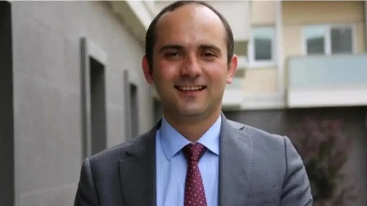 mahkeme tayfun kahraman icin yeniden yargilama talebini reddetti siyasilerden pes pese tepkiler RqzFdg4l.jpg