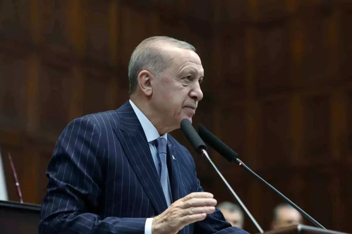 Cumhurbaşkanı Erdoğan: “Meydanlarda vaat yağmuruna tutup bugün başkent Ankara’ya su bile veremeyen beceriksizlerin insafına bu milleti bırakmayacağız”