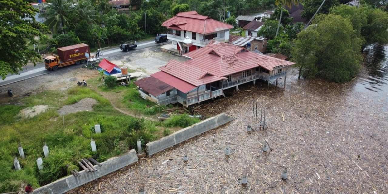 Endonezya’da sellerde can kaybı yükseldi
