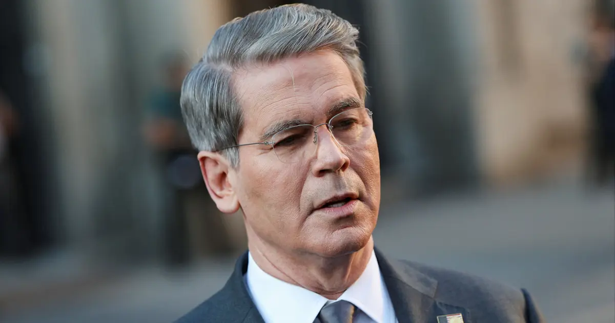 Trump Kabinesi’nde FED krizi, 9 merkez bankası başkanından destek