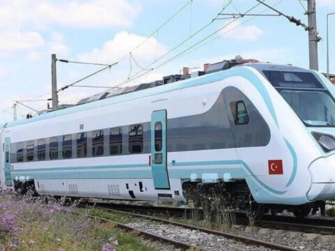 Milli elektrikli tren ikinci hattina cikiyor 1z3PACZs