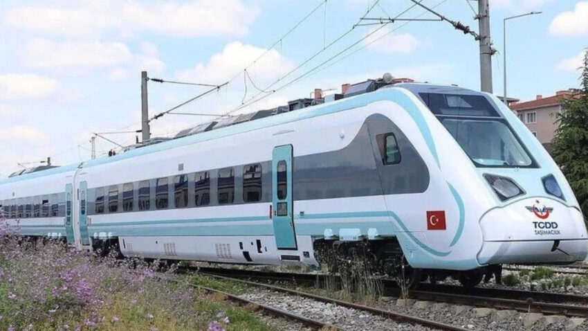 Milli elektrikli tren ikinci hattina cikiyor 1z3PACZs